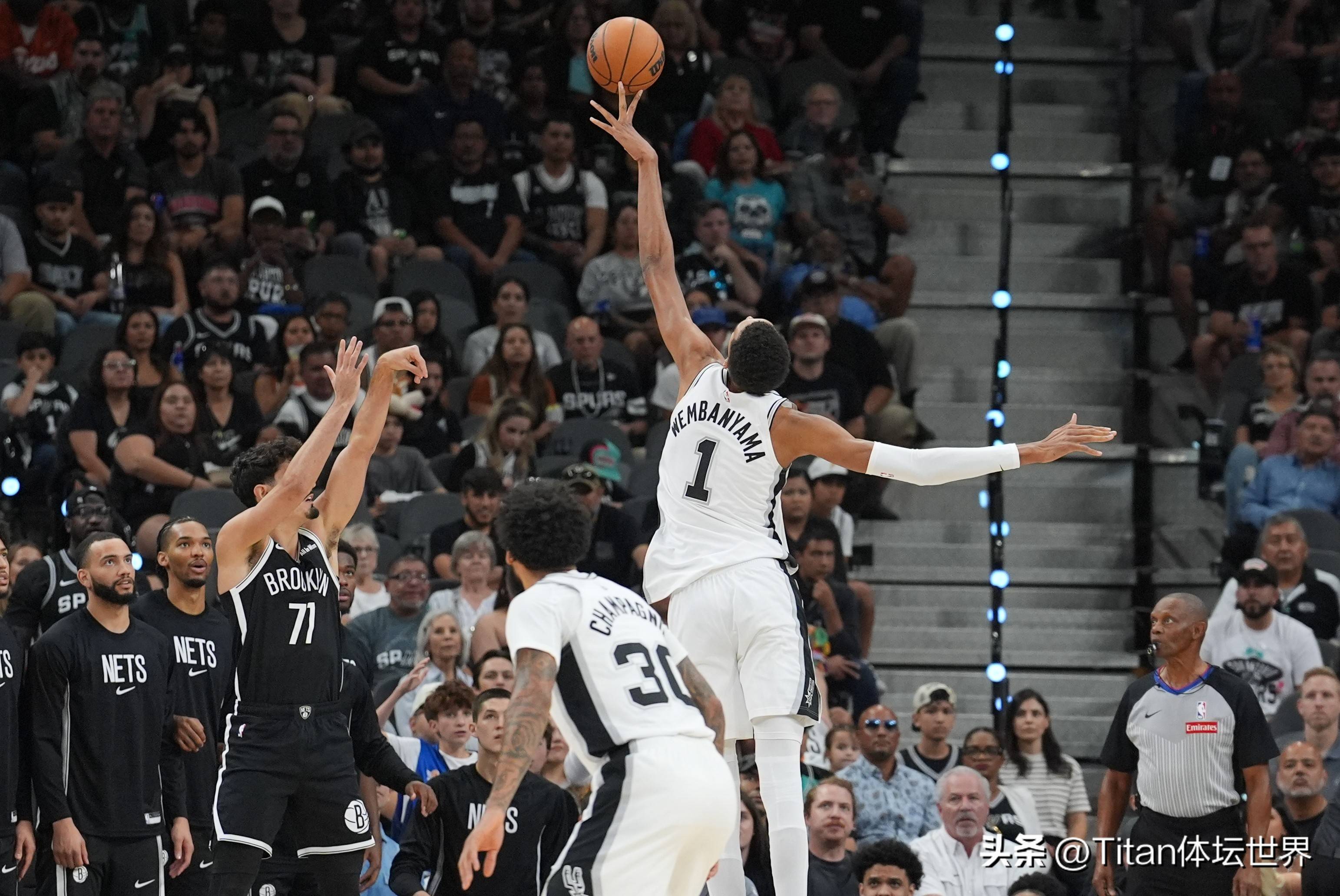 里程碑夜！多伦多猛龙外线爆发，欧联国际比赛日刷纪录，气氛紧张，赛季目标并未改变的简单介绍-九游娱乐